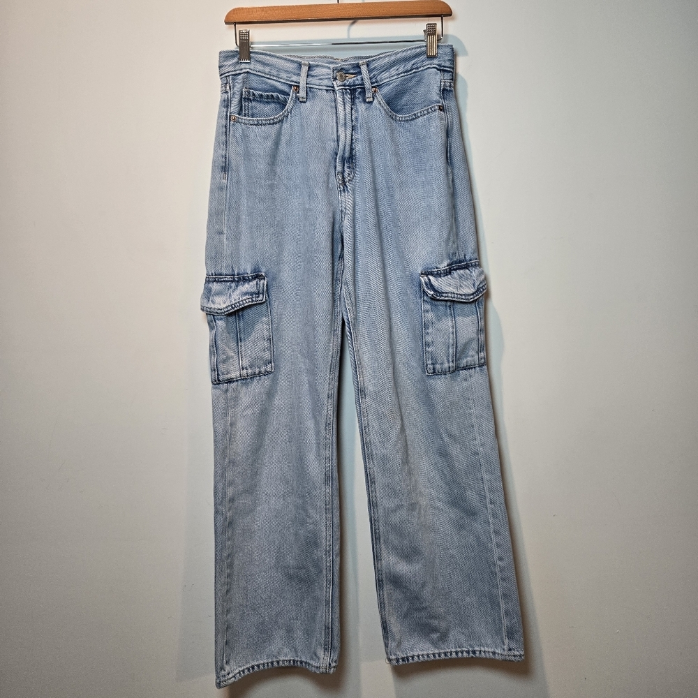 Old Navy Light Wash High-Rise Cargo Jeans